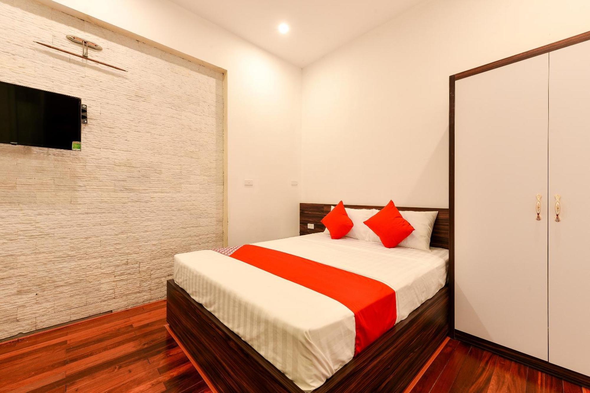 Oyo 317 Kim Cuong Hotel 2 Hanoï Extérieur photo
