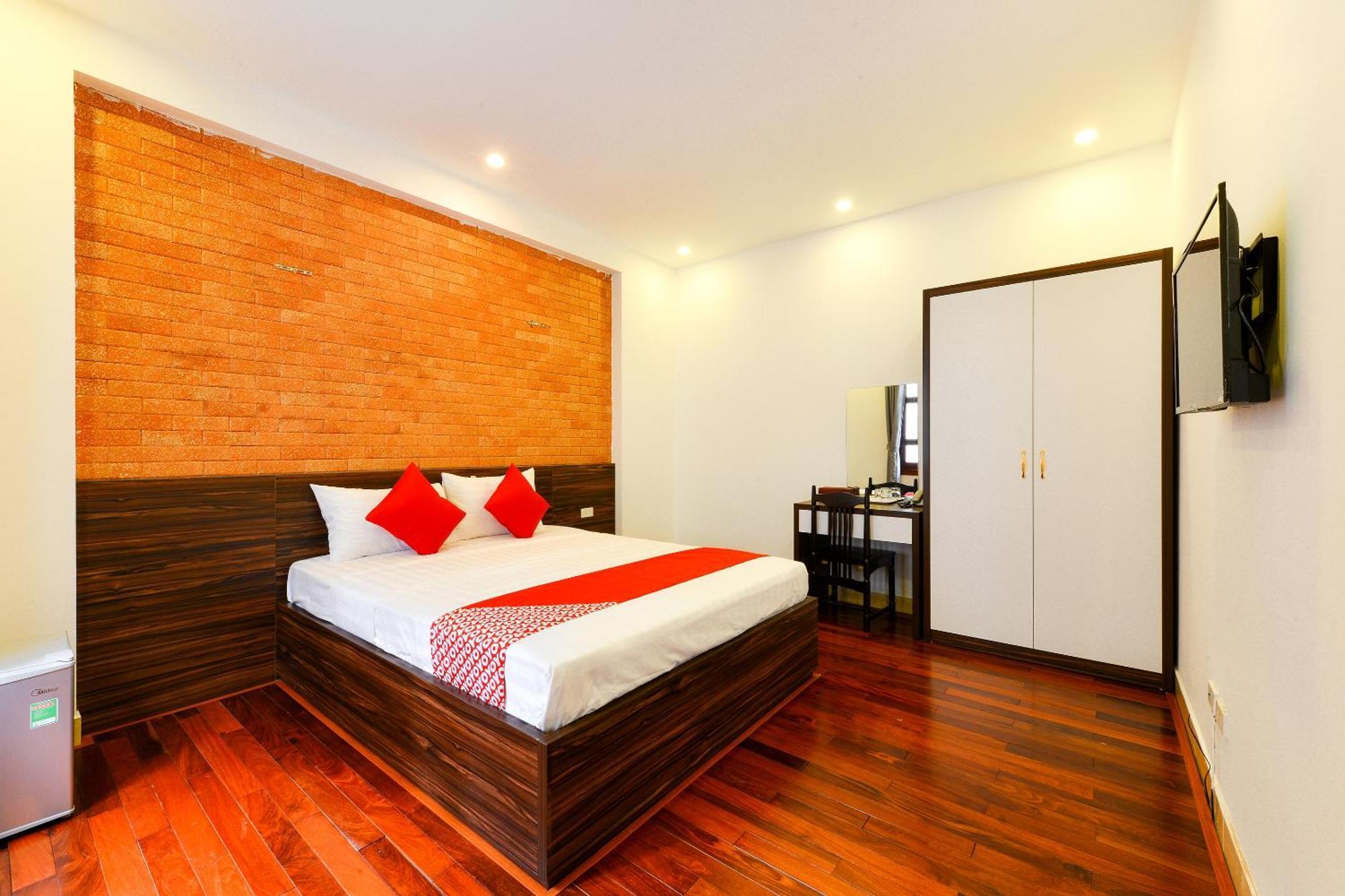 Oyo 317 Kim Cuong Hotel 2 Hanoï Extérieur photo