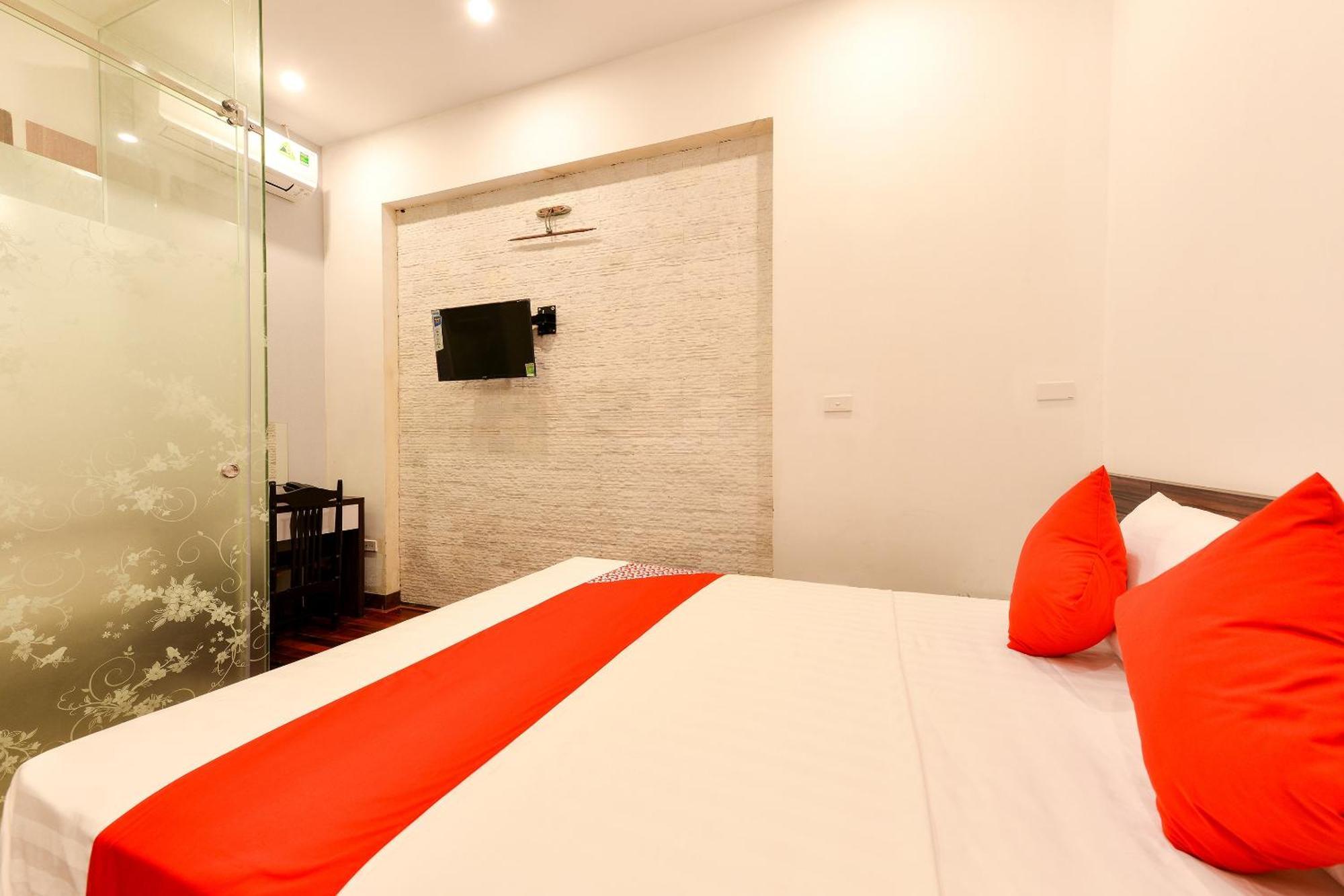 Oyo 317 Kim Cuong Hotel 2 Hanoï Extérieur photo
