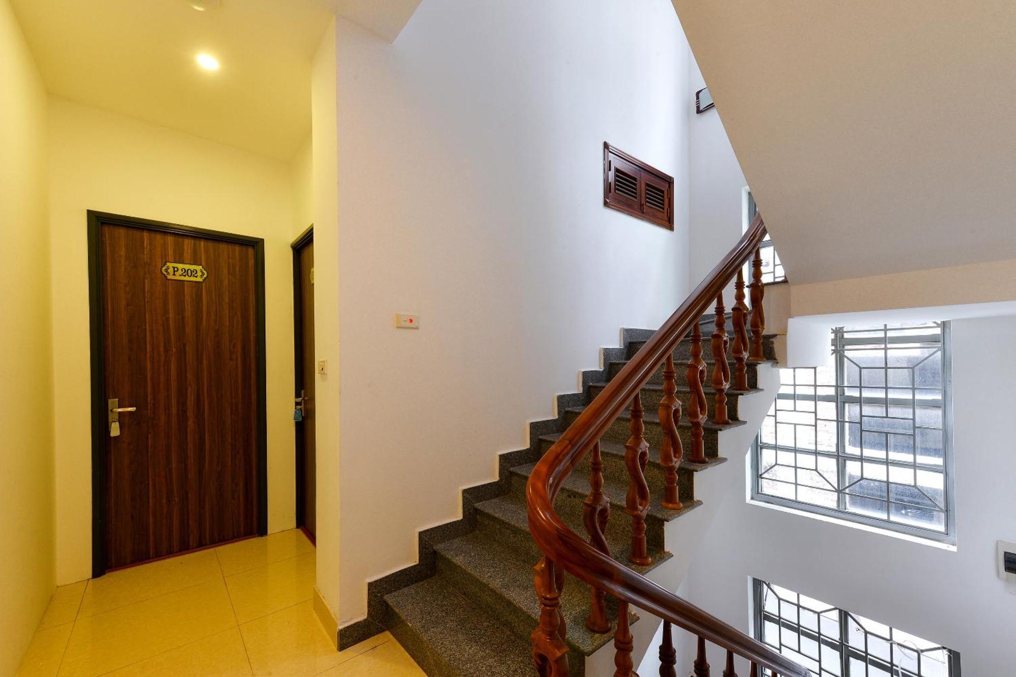 Oyo 317 Kim Cuong Hotel 2 Hanoï Extérieur photo